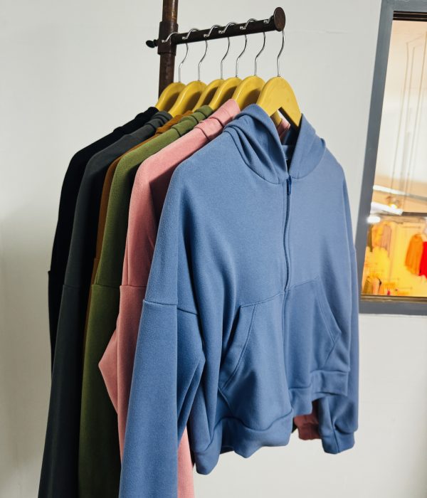 1877 CAMPERA CON CIERRE PLUSH