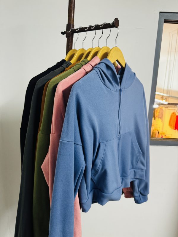 1877 CAMPERA CON CIERRE PLUSH