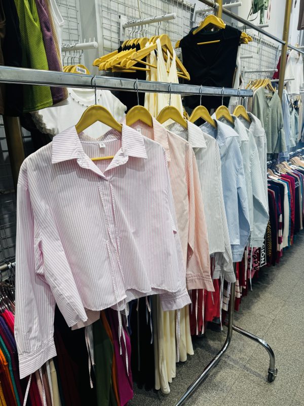 COD 13 CAMISA POPLIN RAYADO CON TIRAS