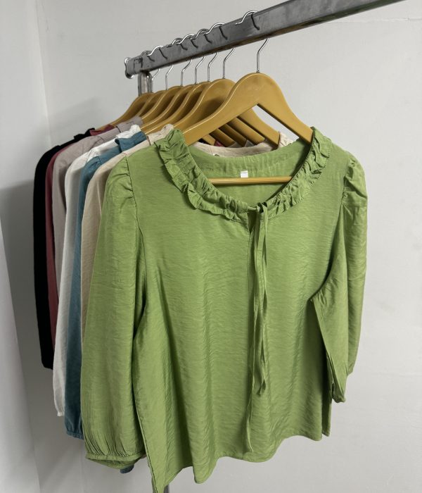 COD 24 BLUSA MANGA 3/4 CUELLO VOLADITOS CON TIRA