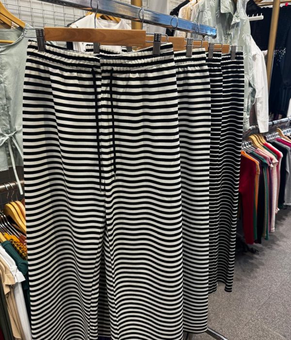 COD 02 PANTALON RAYADO IMPORTADO