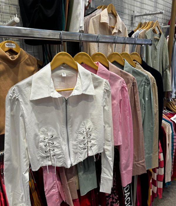 COD 08 CAMISA CON CIERRE POPLIN CON LYCRA LISO