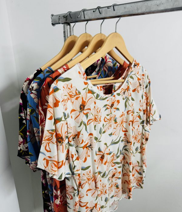 COD28 BLUSA FLOWER AMPLIO