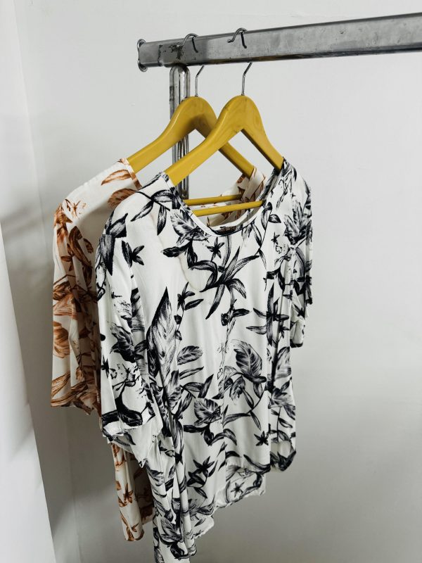 COD 32 BLUSA HOJAS 2