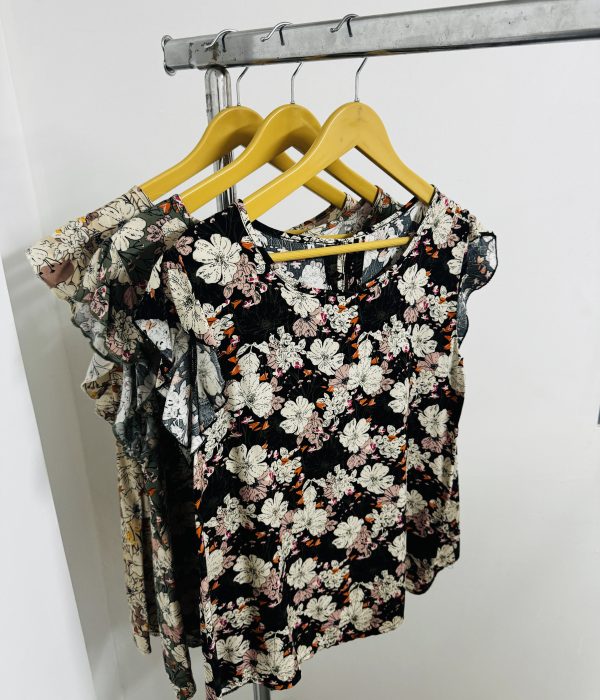 COD33 BLUSA FLOWER CON TIRAS