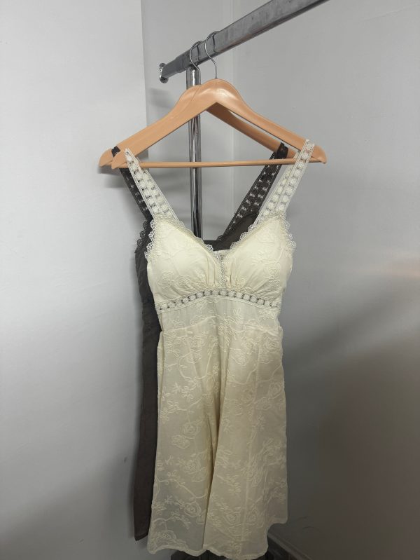 COD 104 VESTIDO IMPORTADO BRODERIE