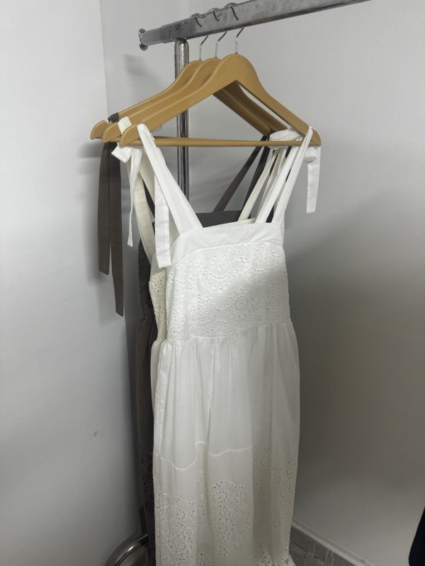 COD 97 VESTIDO IMPORTADO BRODERIE CON BRETEL
